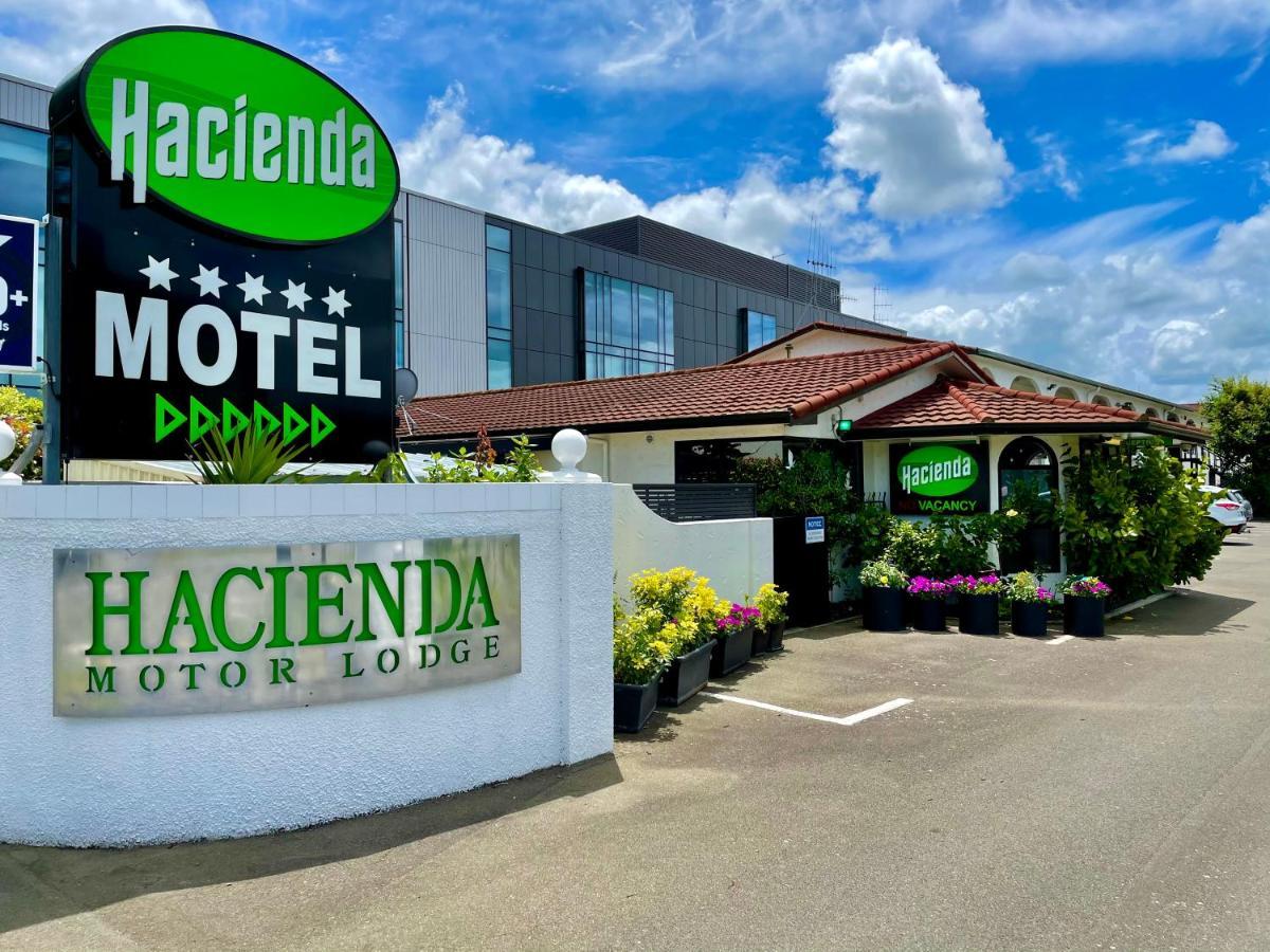 Hacienda Motor Lodge Palmerston North Exterior photo